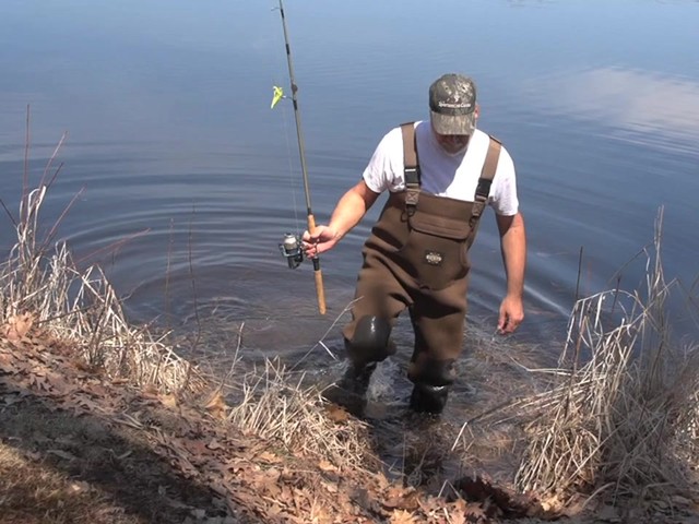 Guide Gear 3.5mm Wader W/lug Sole - image 4 from the video